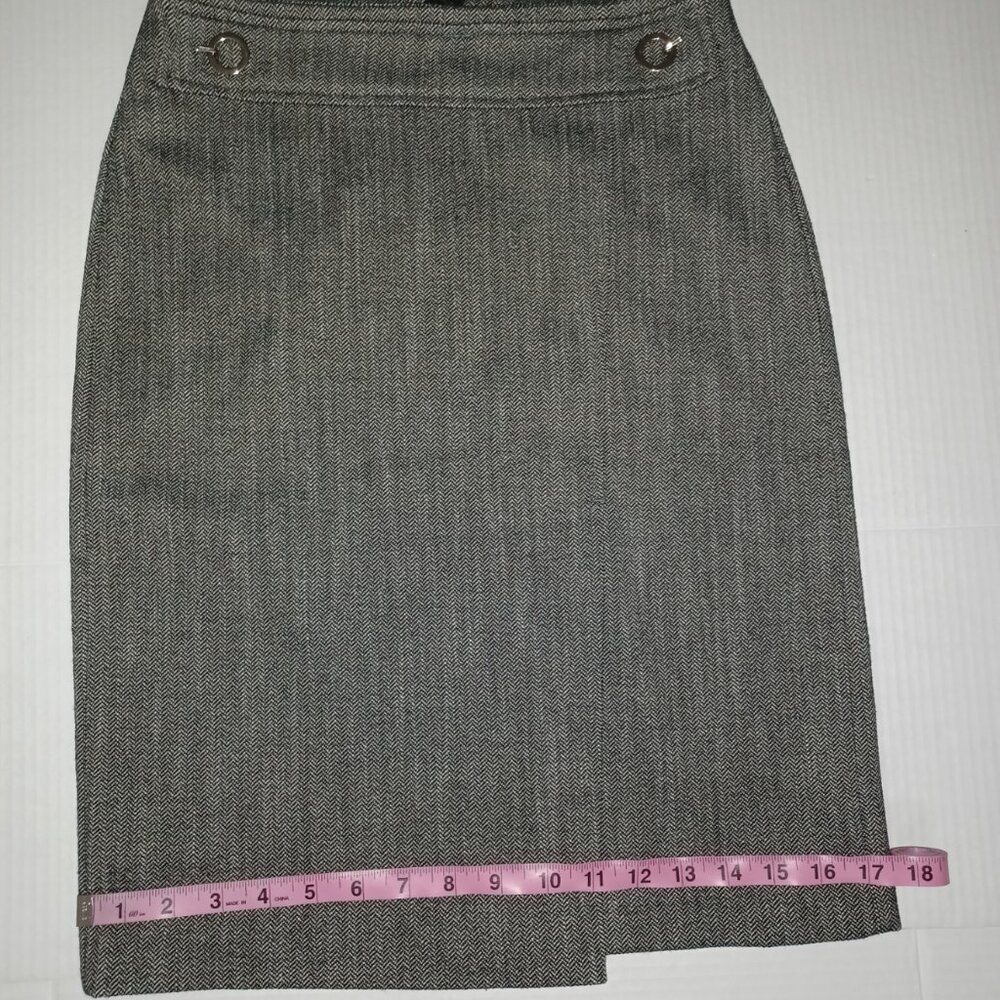 H&M SLIT FRONT PENCIL SKIRT SIZE 4 - Picture 3 of 14